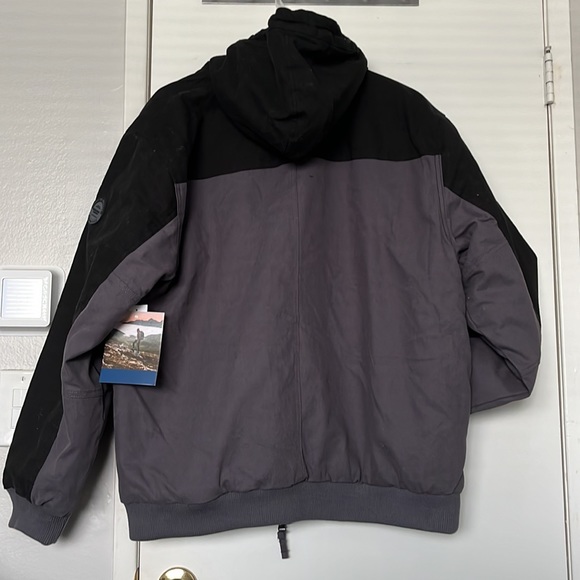 BASS CREEK Outfitters - Warm, Durable, protection Jacket - Picture 5 of 7